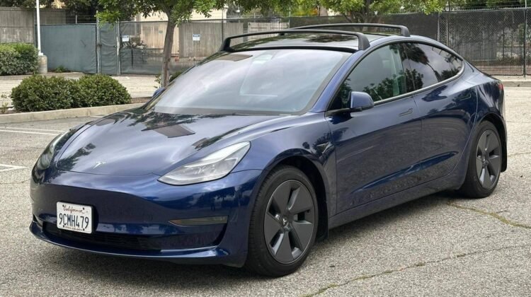 2022 Tesla Model 3 Long Range AWD