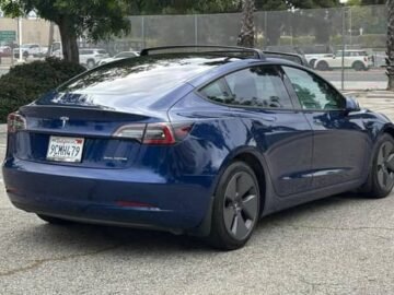 2022 Tesla Model 3 Long Range AWD